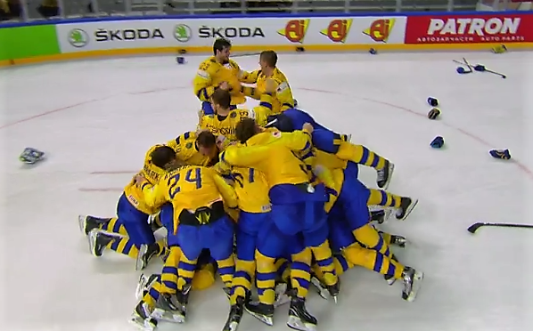 Hokejovým šampionem je znovu Švédsko. A kdo vyhrál naši tipovačku?
