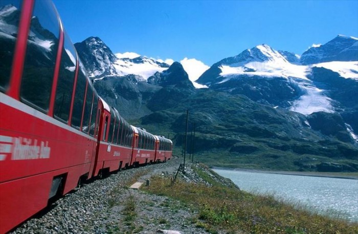 Pýcha Švýcarů na&nbsp;železnici
zhořkla kvůli jízdenkám 