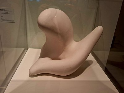 005-hans-arp-plastika-extremity-of-a-mythical-wineskin-1952-20250406-131159.jpg