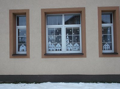 Vánoční výzdoba oken ve školce
