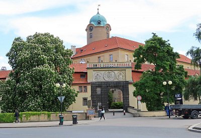 07-zamek-podebrady.jpg