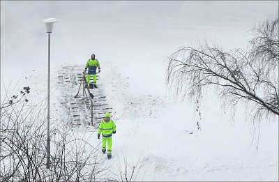 09- Schody po zásahu zelených mužíčků