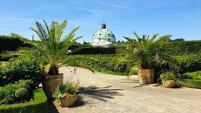 1.pavilon-rotunda-1.jpg