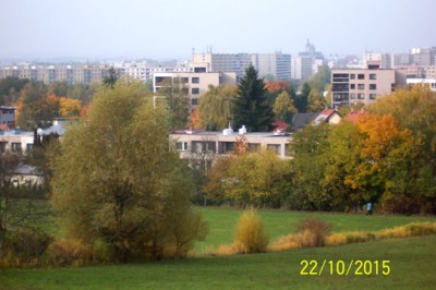 Město v podzimním hávu