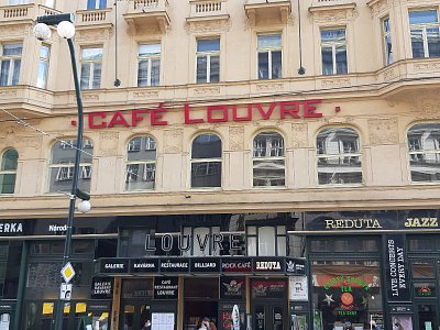 11.-cafe-louvre.jpg