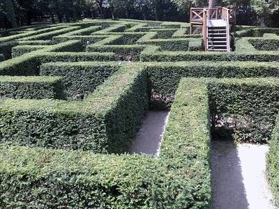 Tento labyrint je na Loučeni nejrozsáhlejší