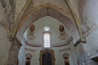 13-pruhled-do-barokni-kaple-sv-josefa.jpg