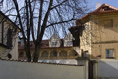 Bývalý malostranský špitál*