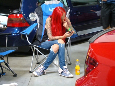 Zrzka ( momentka z výstavy aut )