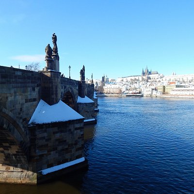 Karlům most s Pražským hradem