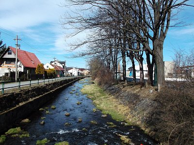 Řeka teče do Polska