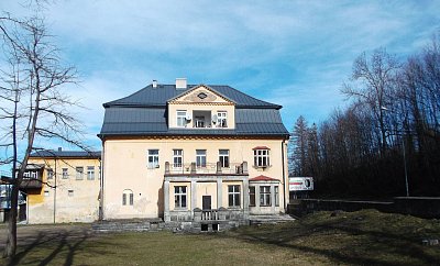 Jedna z Förstrových vil, nyní v rekonstrukci*
