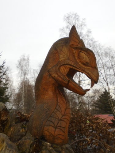 Špinka,dřevěná socha