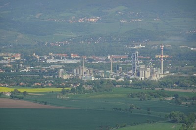 20-cementarna-v-cizkovicich.jpg