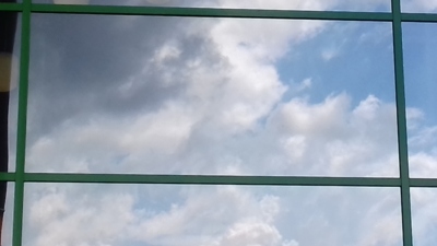 Zrcadlo nebo výloha?