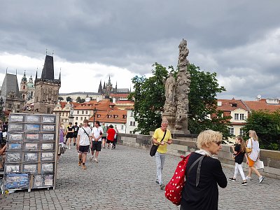 Sousoší se sv. Kajetanem od F.M.Brokoffa na Karlově  mostě.......*