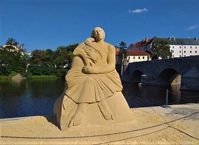 Sochy z písku v Písku *