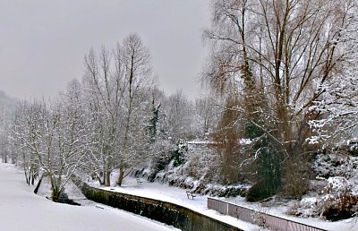 Únor bílý pole sílí. *