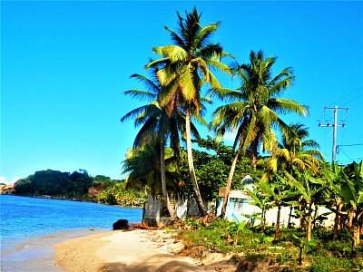 Plážička kdesi na pobřeží Dominiky