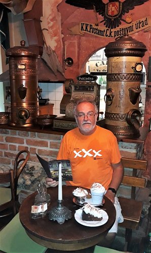 34-videnska-kava-a-sachr.jpg