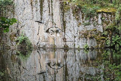 35-zlate-oci.jpg