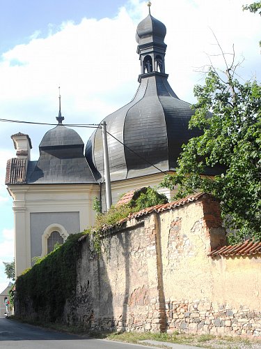 Kostel ve Šťáhlavech