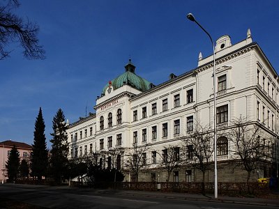 Bezručova škola