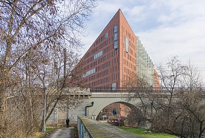 Karlínský Danube House *