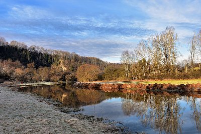 Březen, za kamna vlezem.