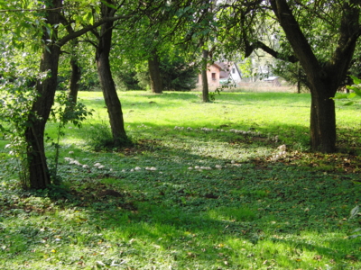 Za humny je.... Sousedovo :-)