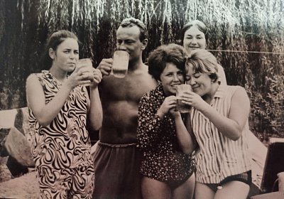 Srpen 1968 - dopijeme pivo a jedeme domů - otevřeli hranice