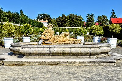 Neptunova kašna...Kroměříž