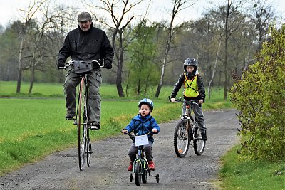Projížďka s malými cyklisty