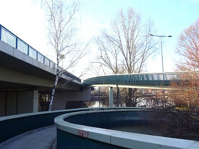 Spirála k mostu Barikádníků