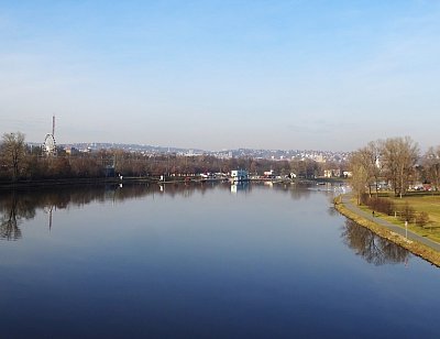 Pohled z Trojského mostu