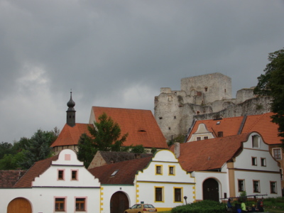 Zataženo nad hradem Rabí