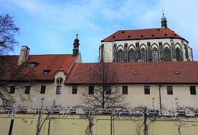 Kostel Panny Marie Sněžné *