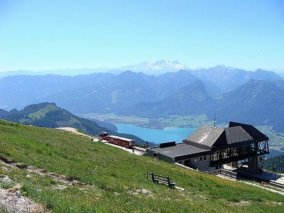 Pohled ze Schafbergspitze*