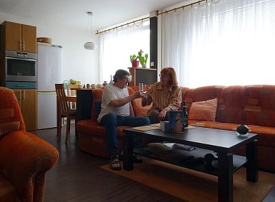 S Věrkou jsme řádně oslavili vydání mé nové knihy. *