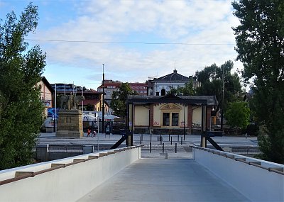 Štvanická lávka u Holešovické tržnice