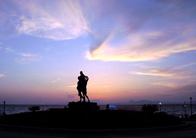 Rhodos, hlavní město. Západ slunce