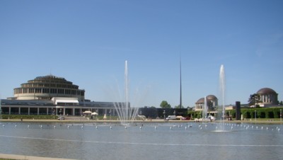 Hala Století s fontánou....Wroclaw