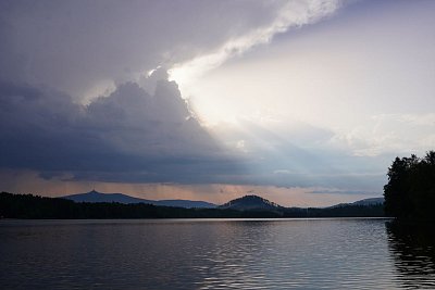 Bouře odchází   *