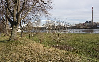 Za řekou jsou Holešovice *