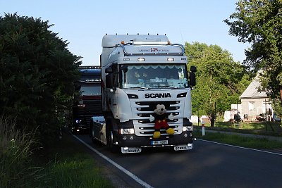 Spanilá jízda tahačů*