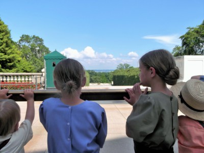 Děvčátka z kolonie...