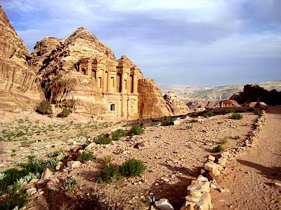Nabatejský poutní chrám Al-Deir *