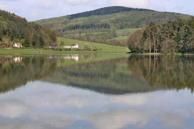 Hladina jako zrcadlo