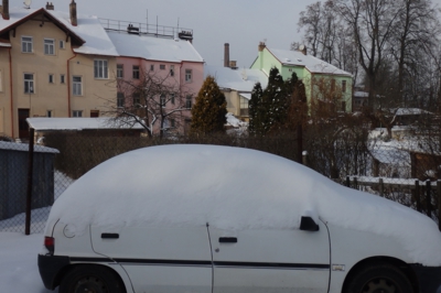 I ve městě chumelí