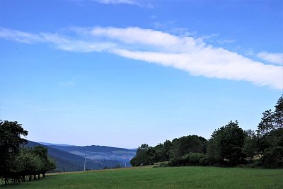 Mrak pluje nad Velharticemi